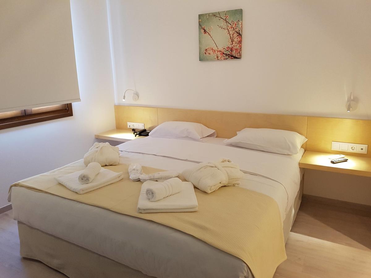 8Kto Hotel Szkiáthosz Kültér fotó