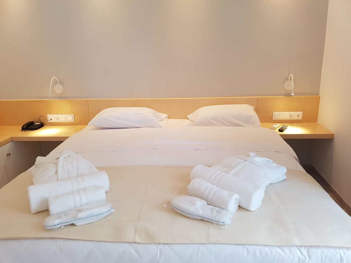 8Kto Hotel Szkiáthosz Kültér fotó
